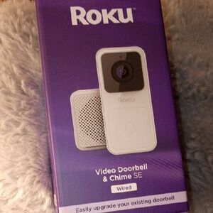 Roku White and Black Video Doorbell with Chime